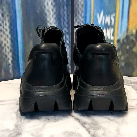 4CCCCEES Arko Spine Sneaker Black Leather Zipper Cutout Size 39 EUC - Picture 6 of 12